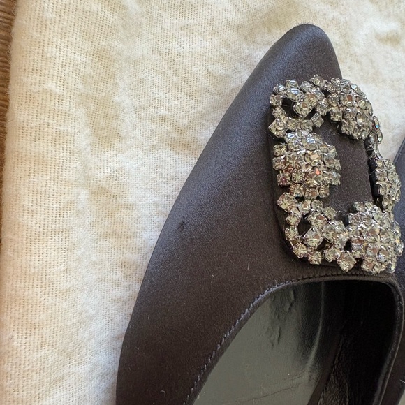 Manolo Blahnik Hangisi black crystal-embellished satin slippers - Picture 8 of 9